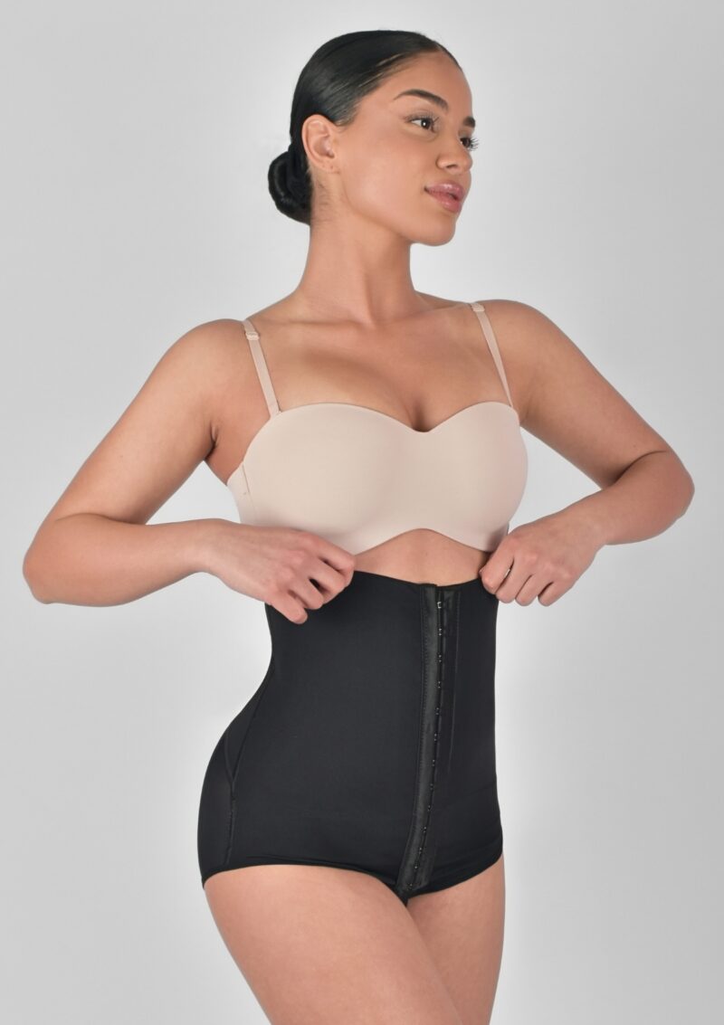 Post-Surgical Compression Garment with Silicone for Scar Healing - Image 6